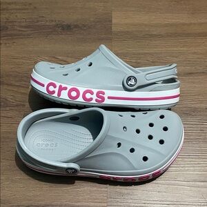 Crocs Grey/Pink Bayaband Rubber Clogs M7/W9